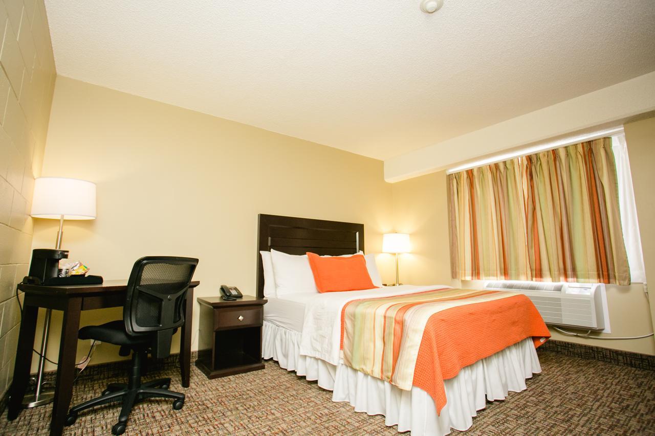 Hotel The Sleepy Owl Fort Frances Exterior foto